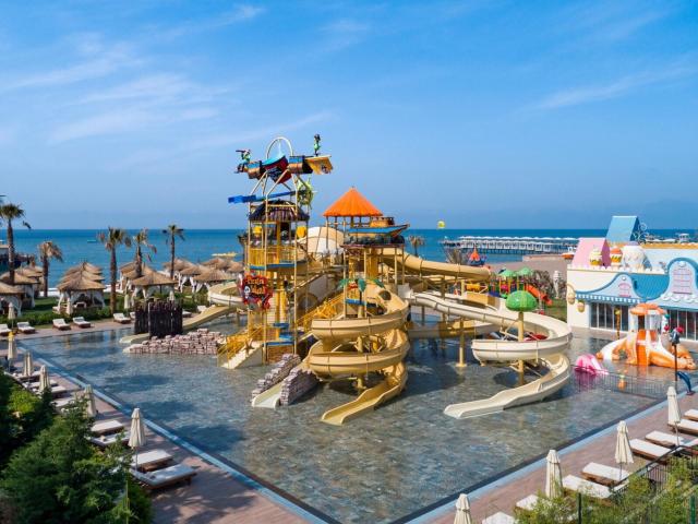 Titanic Mardan Palace