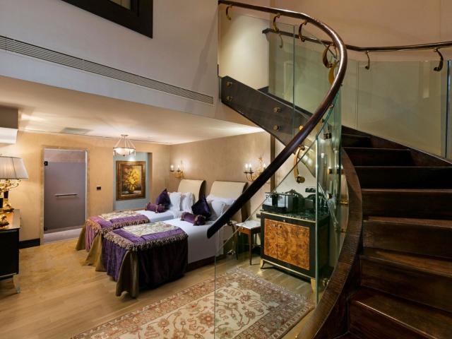 Titanic Mardan Palace