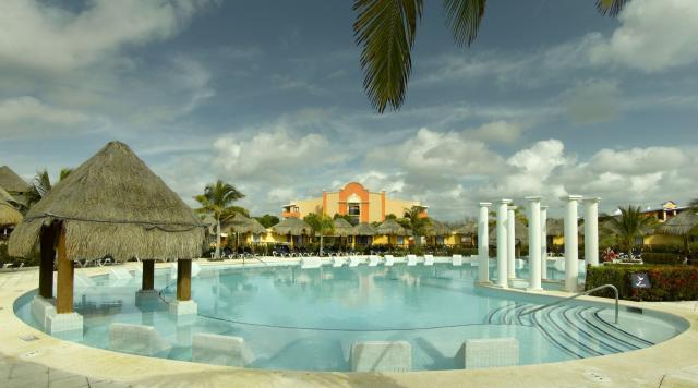 Grand Palladium Colonial Resort & Spa