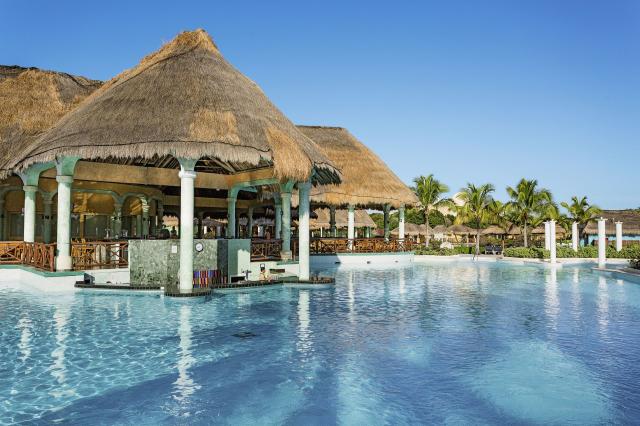 Grand Palladium Colonial Resort & Spa