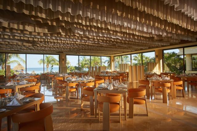 Luxury Bahia Principe Akumal