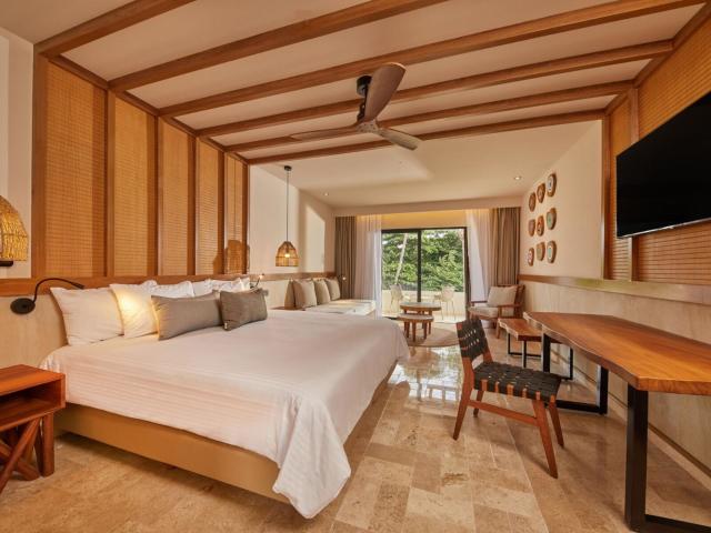 Luxury Bahia Principe Akumal