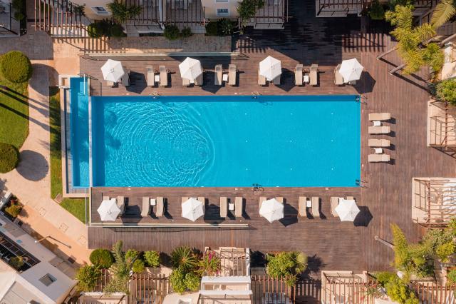 Louis Althea Kalamies Luxury Villas