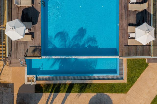 Louis Althea Kalamies Luxury Villas