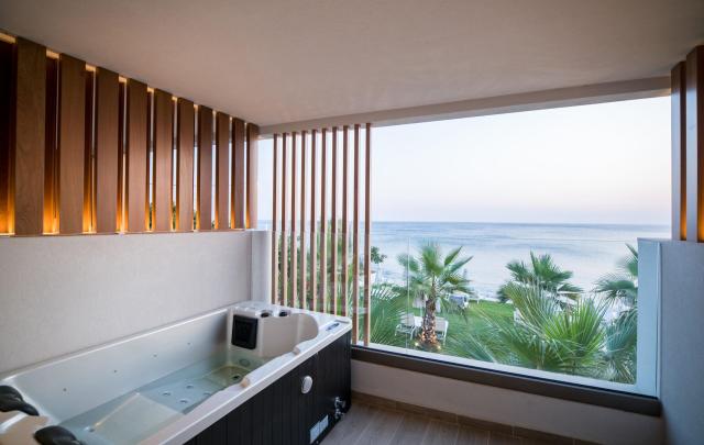 Akasha Beach Hotel & Spa