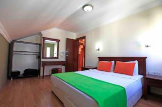 Sunlight Garden Hotel