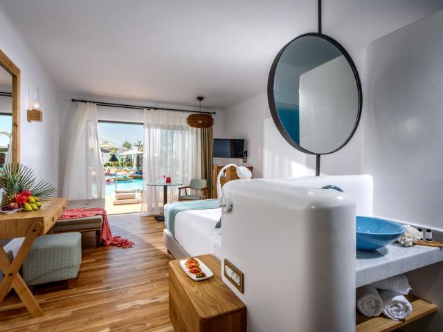 Stella Island Luxury Resort & Spa