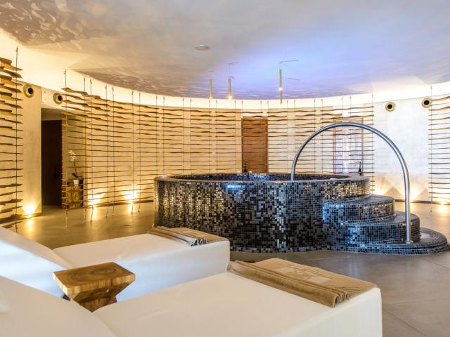 Stella Island Luxury Resort & Spa