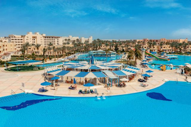 Royal Lagoons Aqua Park Resort & Spa