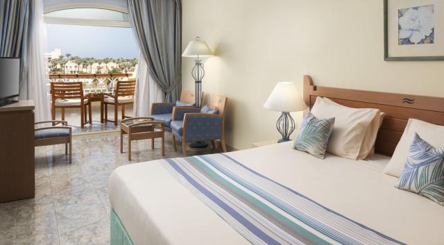 Royal Lagoons Aqua Park Resort & Spa
