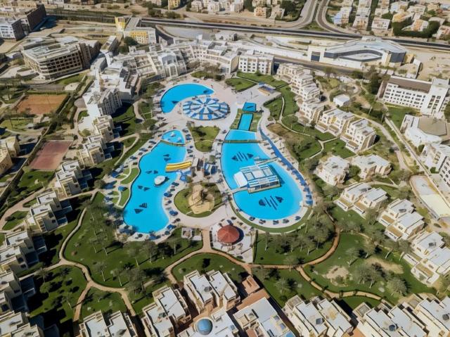 Royal Lagoons Aqua Park Resort & Spa