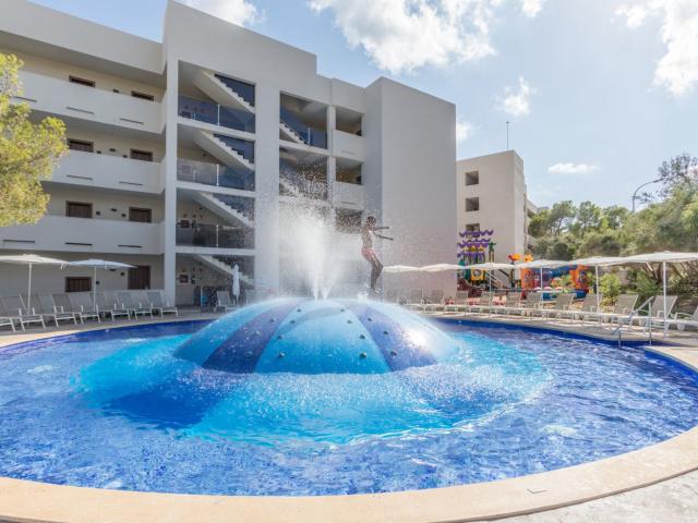 Nevis Resort