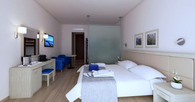 Golden Coast Beach Hotel