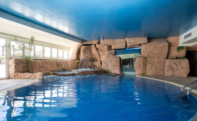 Golden Coast Beach Hotel