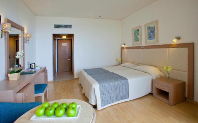 Golden Coast Beach Hotel