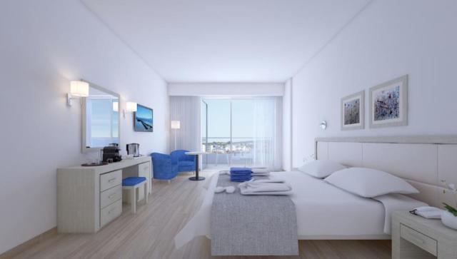 Golden Coast Beach Hotel