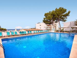 Universal Aparthotel Don Camilo
