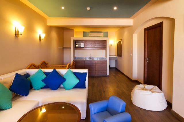 Jaz Lamaya Resort