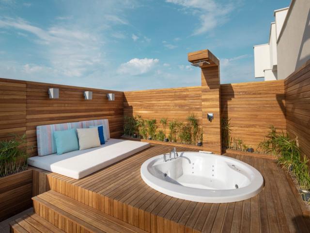 Barut Lara