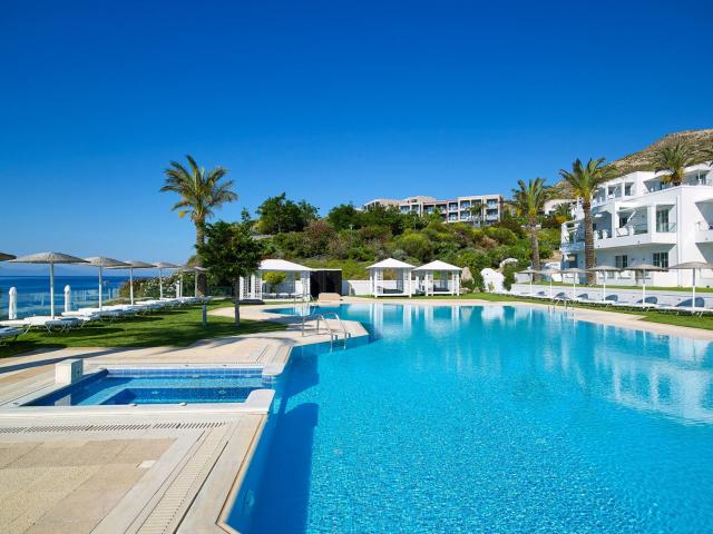 Dimitra Beach Hotel & Suites