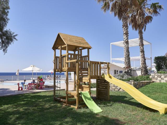 Dimitra Beach Hotel & Suites