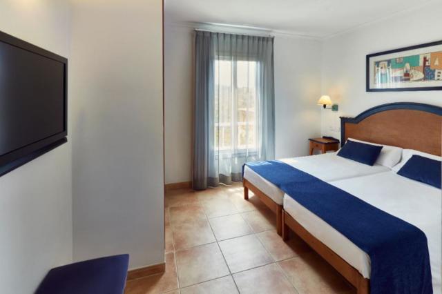 Insotel Club Cala Mandia