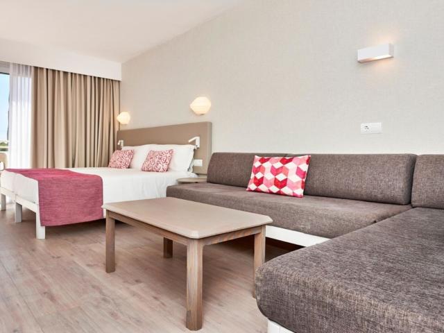 Insotel Club Cala Mandia