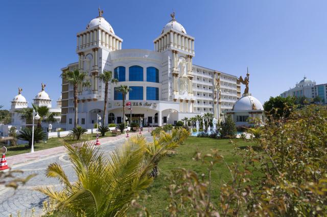 OZ Hotels Sui Resort