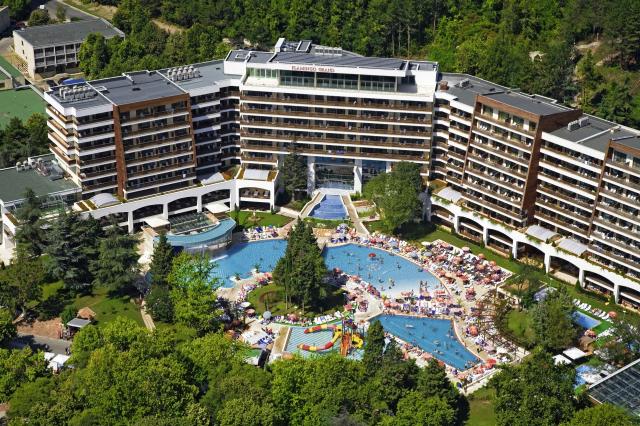 Flamingo Grand Hotel & Spa