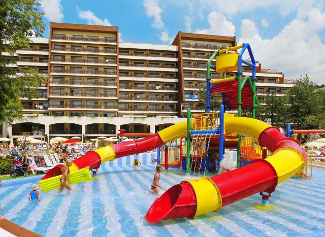 Flamingo Grand Hotel & Spa