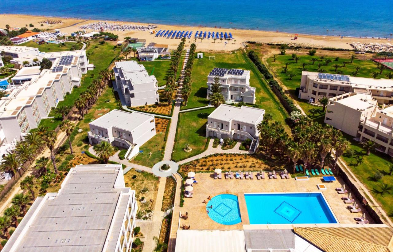 Delfina Tropic Beach