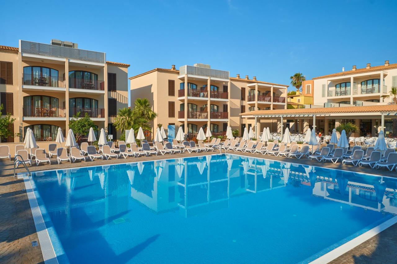 Protur Floriana Resort