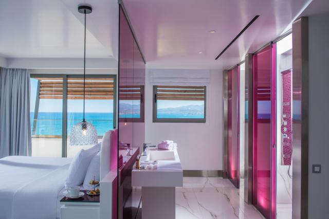 I Resort Beach Hotel & Spa
