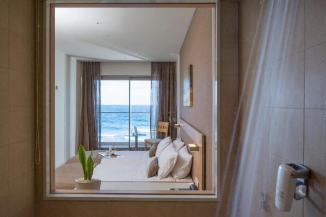 I Resort Beach Hotel & Spa