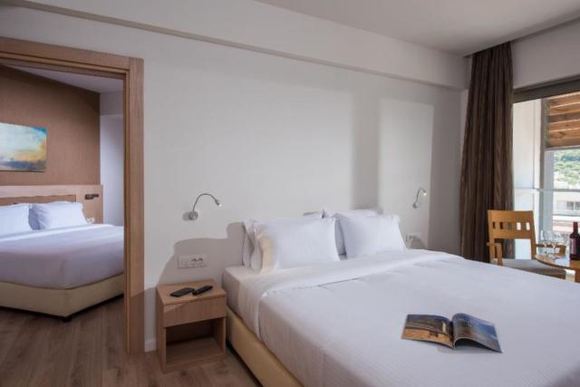 I Resort Beach Hotel & Spa