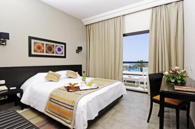 Iberostar Tainos