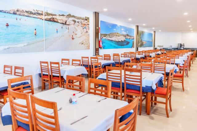 Club Cala Romani