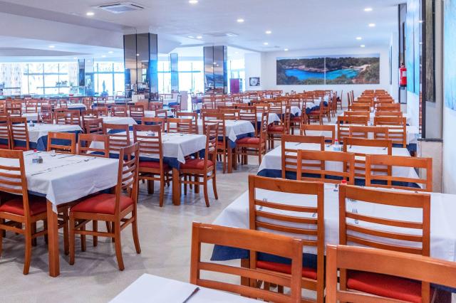 Club Cala Romani