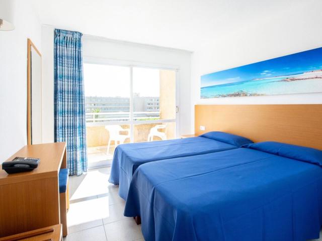 Club Cala Romani