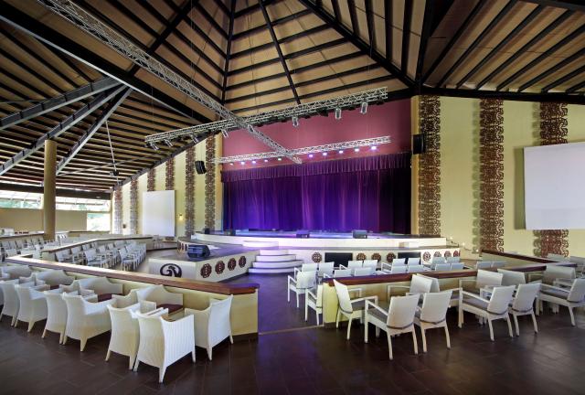 Grand Palladium Palace Resort Spa & Casino
