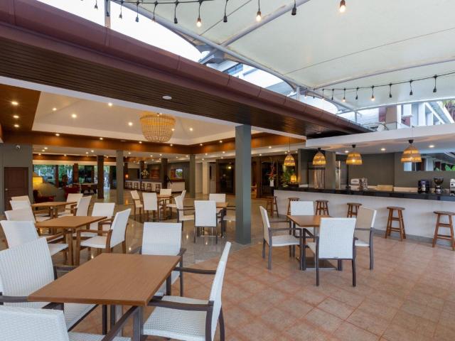 Sunprime Kamala Beach Resort