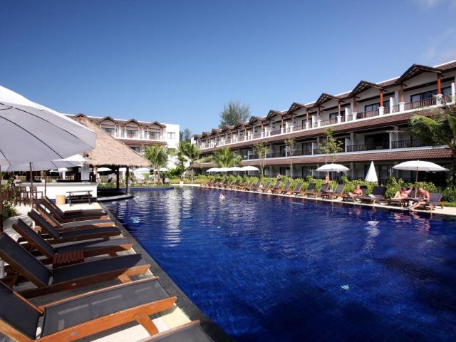 Sunprime Kamala Beach Resort