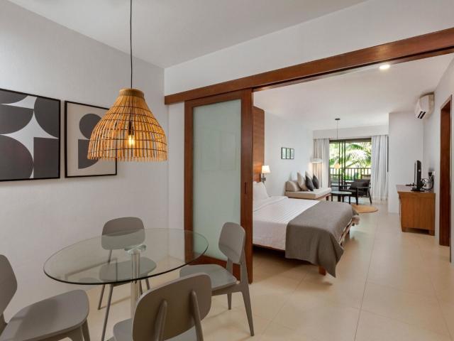 Sunprime Kamala Beach Resort