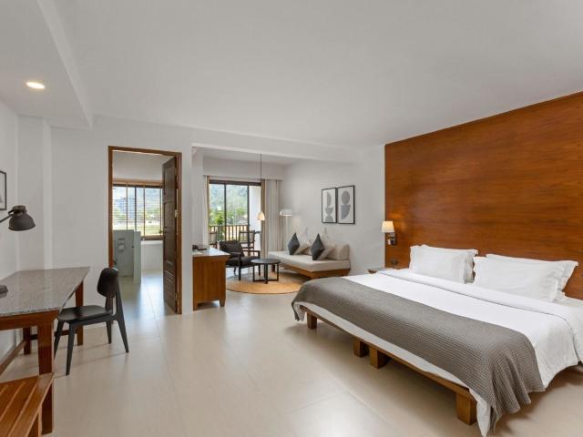 Sunprime Kamala Beach Resort