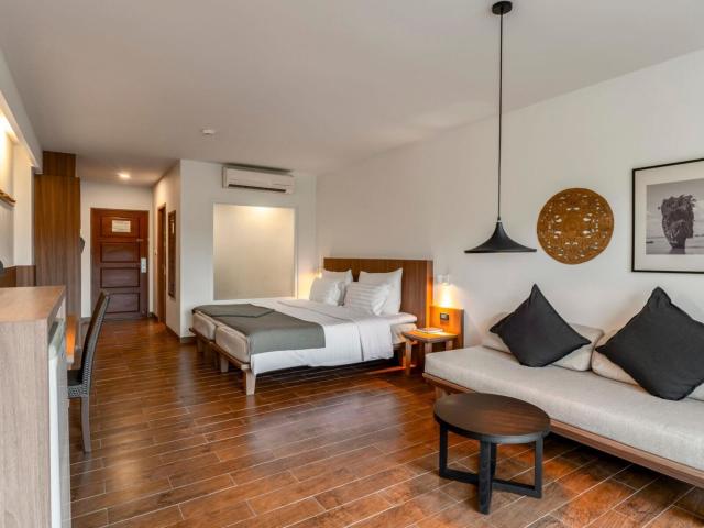 Sunprime Kamala Beach Resort