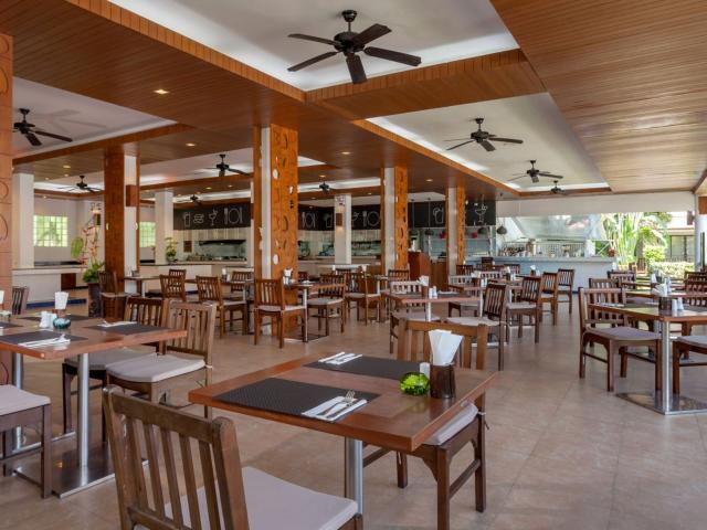 Sunprime Kamala Beach Resort