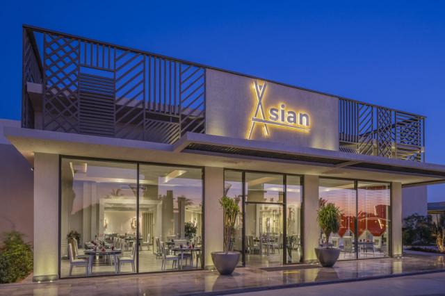 Rixos Premium Magawish Suites & Villas