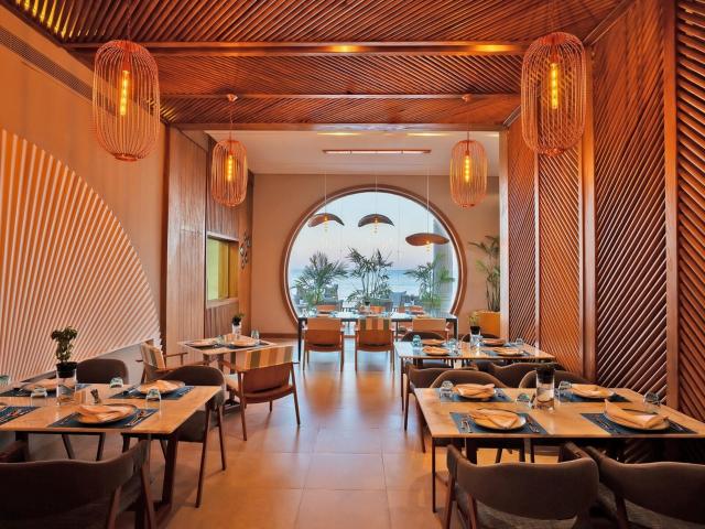 Rixos Premium Magawish Suites & Villas
