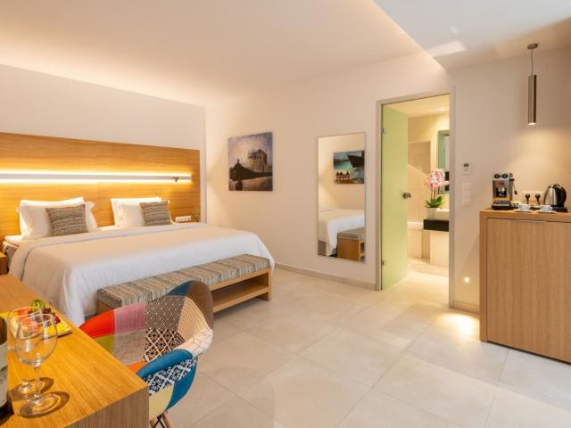 High Beach White The Villa Collection