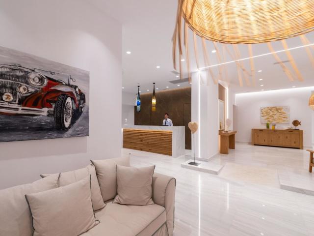 High Beach White The Villa Collection